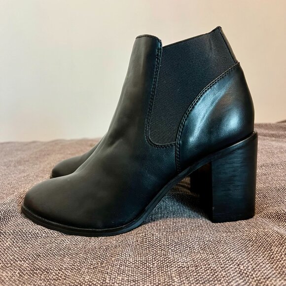 NWOT | Chelsea Crew Heeled Boots | Size 41 - Picture 2 of 7